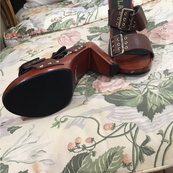 Playboy - Picture 6 of 6